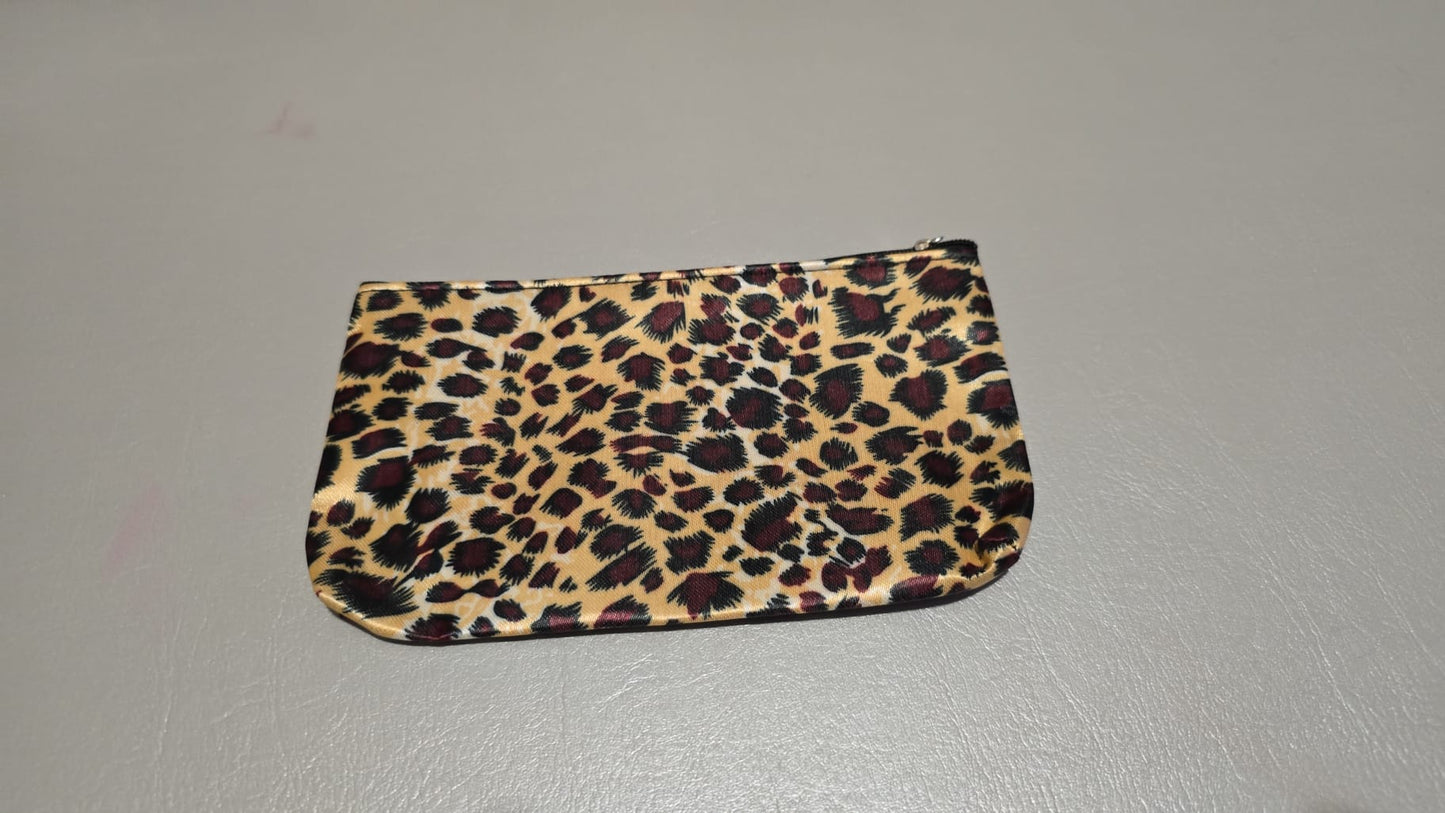 Neceser animal print tacto seda